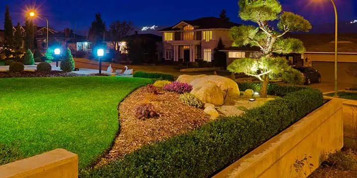 Outdoor landscape lighting installed near Edwardsville, IL.